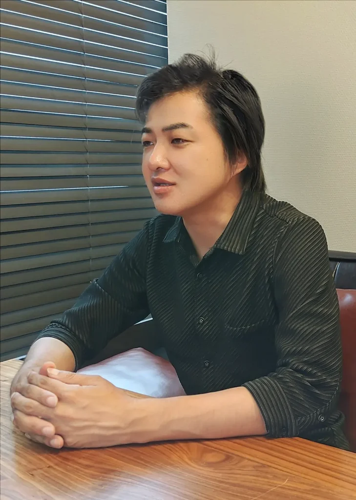 ダイバージェンス株式会社代表取締役